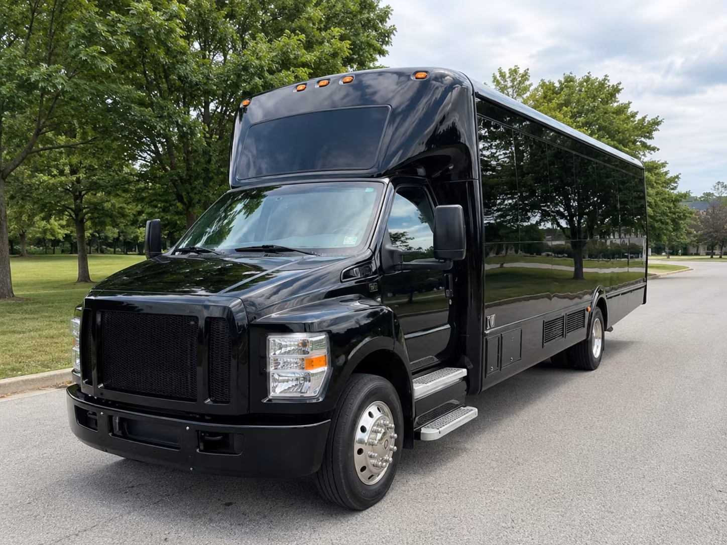 rent an abilene prom party bus or charter bus today
